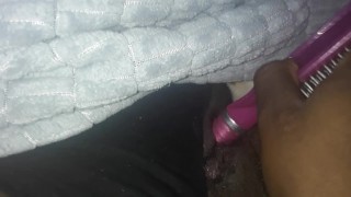 Quick cream and Squirt while my Roomates 