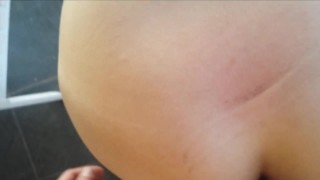 Ela me pediu para comer ela no jardim de casa - TrueFunSex