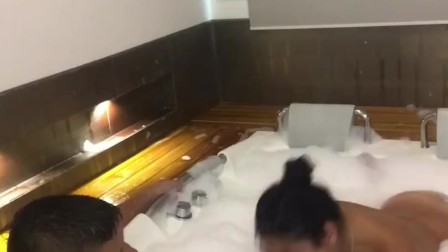 hard fuck in the jacuzzi