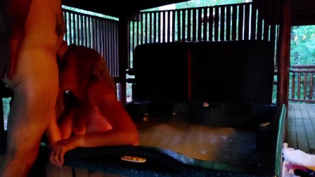 Hard Passionate Strapon Pegging, Fucking and Deep Throat Cock Sucking in hot tub!