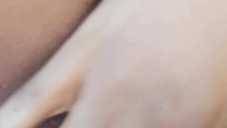 Watch black girl rubbing her clit while boyfriend is gone to work, so juicy!!! 