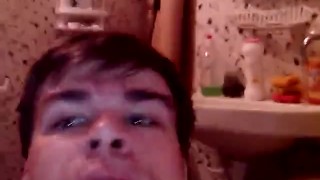 Артем сосет сам себе дрочит ногами лижет ноги self suck autofellatio self footjob 