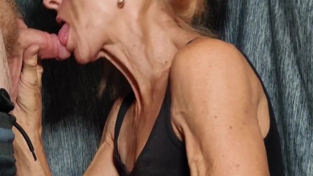 mature Woman Gives blowjob