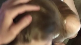 Студентка после пар взяла мой член в рот и умылась спермой