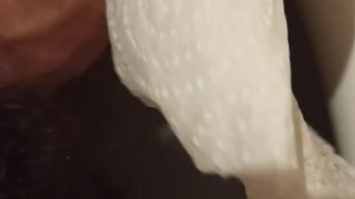 After jerking off I really want to piss ... После дрочки так хочется поссать...