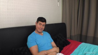 Foxy Babe Teaches Her Tinder Obsessed Stepdad a Lesson – Stepdaughter Makes Cum Twice!