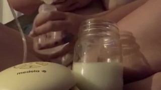 Quickie fucked hot brunette milf in the kitchen