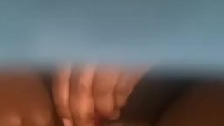 Watch her Squirt 