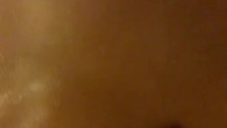 Jugando con mis tetas