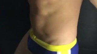 Showing off in swim trunks Desmit