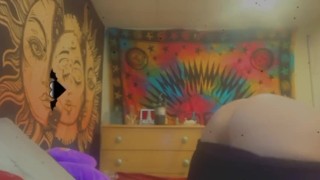 teen shakes fat ass 