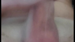 Mi piace farmi guardare mentre mi masturbo pt.2