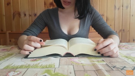 Histerical Literature Yumi: she can no longer read and cum - sex toy (ITA)