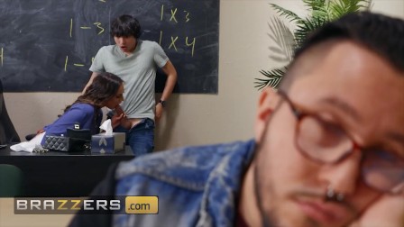 Brazzers - Desiree Dulce Jerking And Blowing Ricky Spanish Without Getting Caught By Other Students