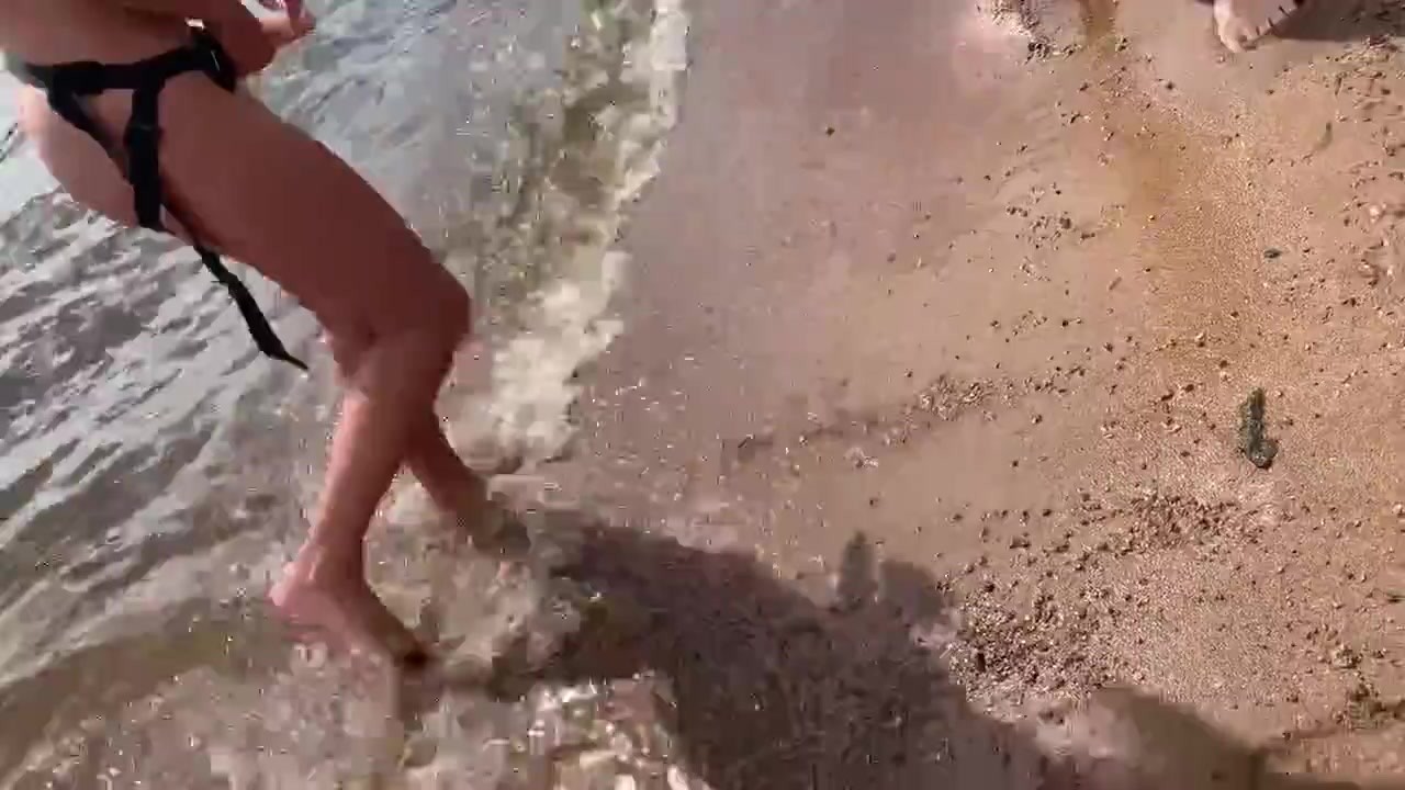 People saw us shooting porn on a public beach