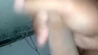 Masturbandome en el baño