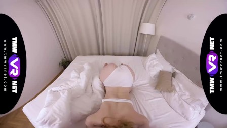 TmwVRnet - Sweetie Plum - Kinky sex games after lights out
