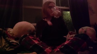Stoner muckbang + fingering finish 
