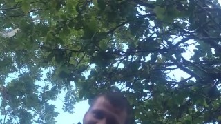 picking lemon on the foot