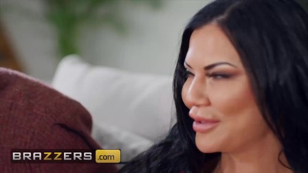 Brazzers - Hot Curvy Jasmine Jae Had A Huge Cock To Play With