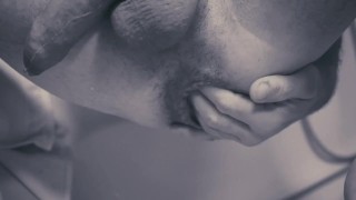 Meine hungrige Arschfotze mit dem dildo gefickt
