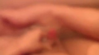 Артем сосет сам себе дрочит ногами в ванной self suck autofellatio self footjob