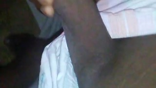 Masturbación de chico con gran pene|| casero