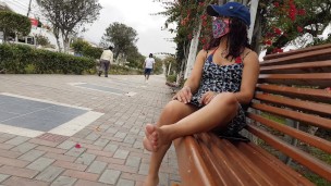 shows her pussy in the park. Mexico