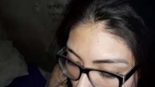 Ella si sabe sacarme leche - La jefa del pete