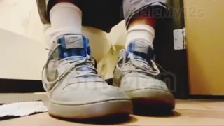 Black Daddy wants you toInhale his sweaty 12s