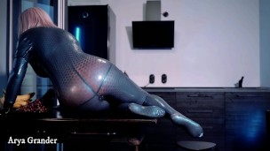 Sexual curvy Arya Grande in latex rubber fetish catsuit