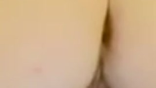 MILF makes herself squirt 