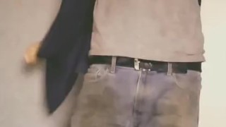 I begged my co worker to show off for me im so hard 