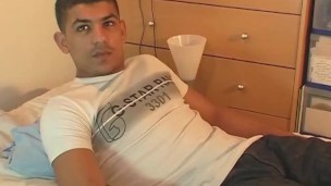Straight delivery arab guy gets wanked his huge cock by a guy for his 1rst time life
