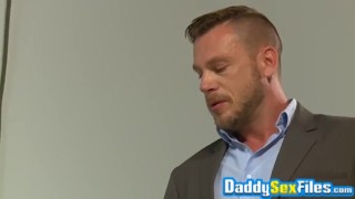 Hunky daddies Hans Berlin and Rocco Steele anal fuck in 3way