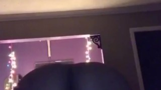 Playing with my pussy till i cum