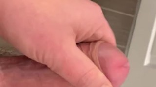 Big dick cums