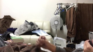 射精　我慢できなくてオナニーしてます。