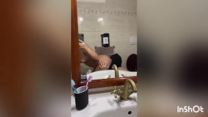 Sex in the bathroom with Love Peaks and her toys! Who wants to join?