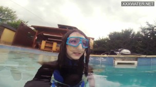 Hot underwater pool masturbation of Emi Serene