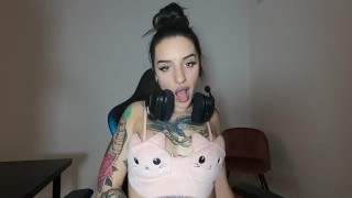 MI PRIMER JOI EN ESPAÑOL - CORRETE CON PRVEGA. "Ahora echamelo todo en la boquita"