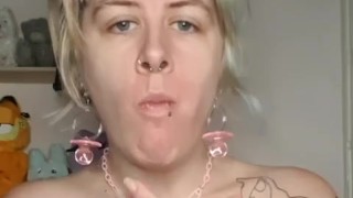 TEEN EVELIN PLAY WITH HER FAVORITE TOY