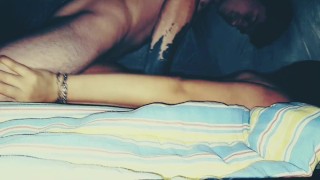 Cogiendo fuerte en el camping quiero leche a toda hora