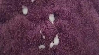 Jacking off with huge load. Message me if you want anything specific