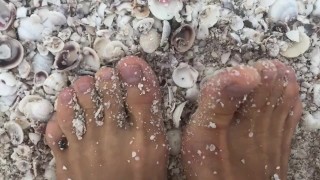 Public flash, footfetish, golden shower