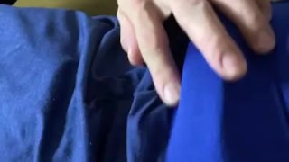 ぼくの勃起の様子