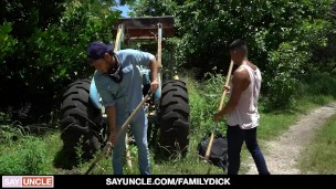 Farmer Boys Jay Seabrook And Tim Hanes Work Out On Eachother