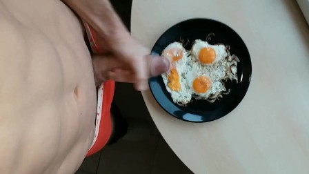 Kozzy makes breakfast and cumming on food, tasty cum