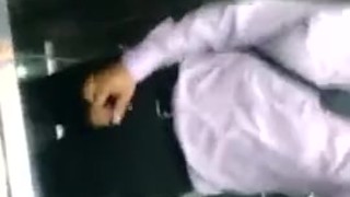 Elevador exihionismo. 