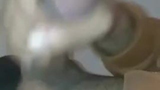 mi se masturba y me deja grabarlo